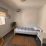 Mamma Mia! شقة *