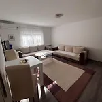 Mamma Mia! * موستار