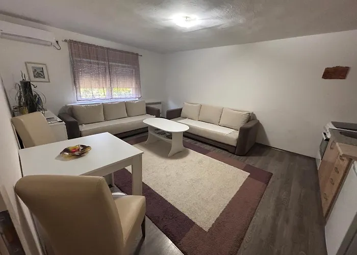 Mamma Mia! Διαμέρισμα Μόσταρ